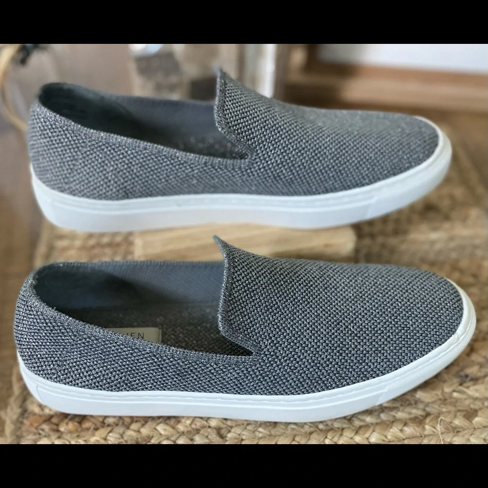 STEVEN BY STEVE MADDEN “KELSEA”SNEAKER! - Picture 3 of 12